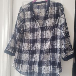 Antilia Femme Blue & White Patterned Silk Quarter Length Sleeve Blouse (Size L)